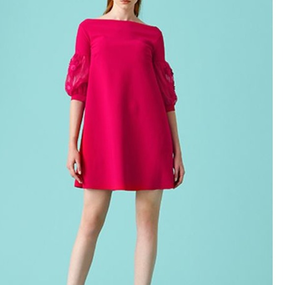 Chiara Boni Dresses & Skirts - Chiara‎ Boni La Petite Robe Hot Pink Shift Dress Sheer Floral Sleeve